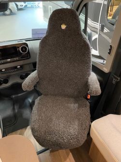 Modell SAM till Mercedes sprinter stol